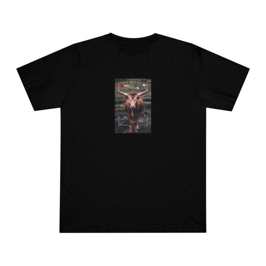 Longhorn Cow In Focus | T-Shirt