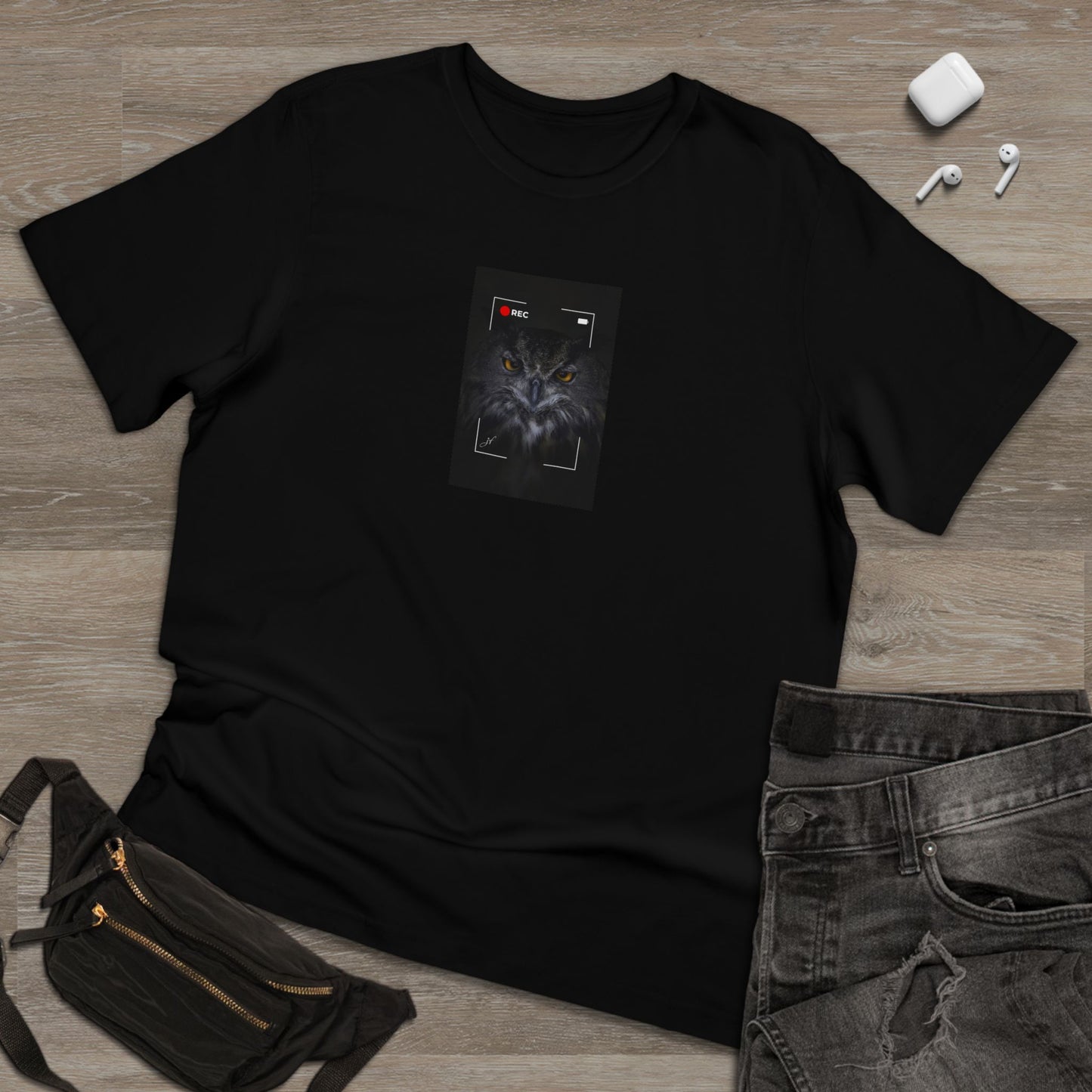 Owl In Focus | T-Shirt