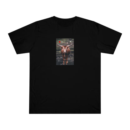 Longhorn Cow In Focus | T-Shirt