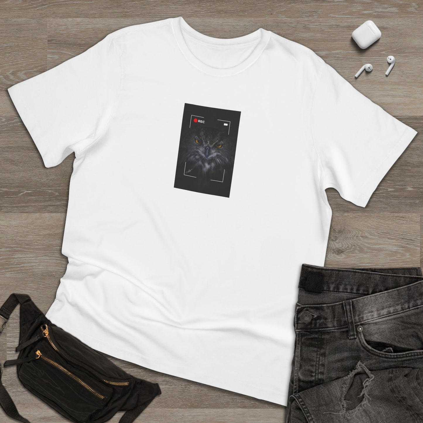 Owl In Focus | T-Shirt