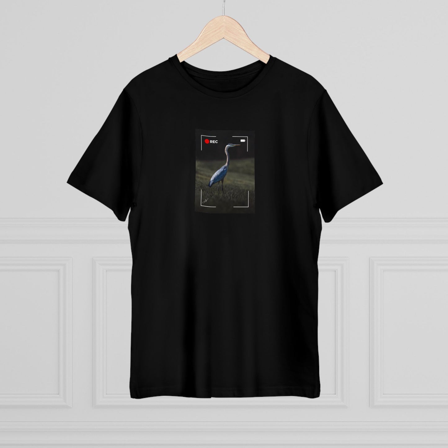 Blue Heron In Focus | T-Shirt
