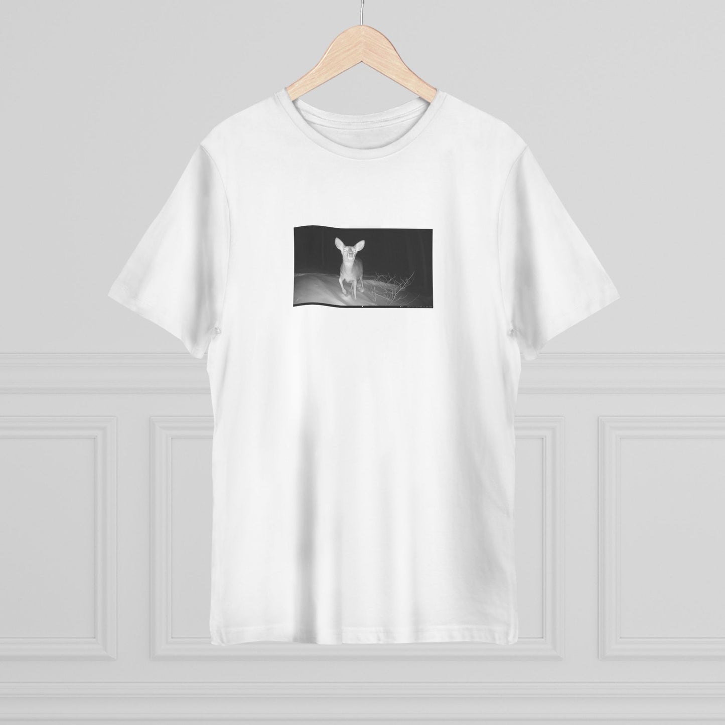 Trail Cam Deer | T-Shirt